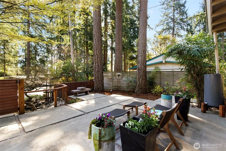 Property Photo: 7439 NE 123rd Place WA 98034