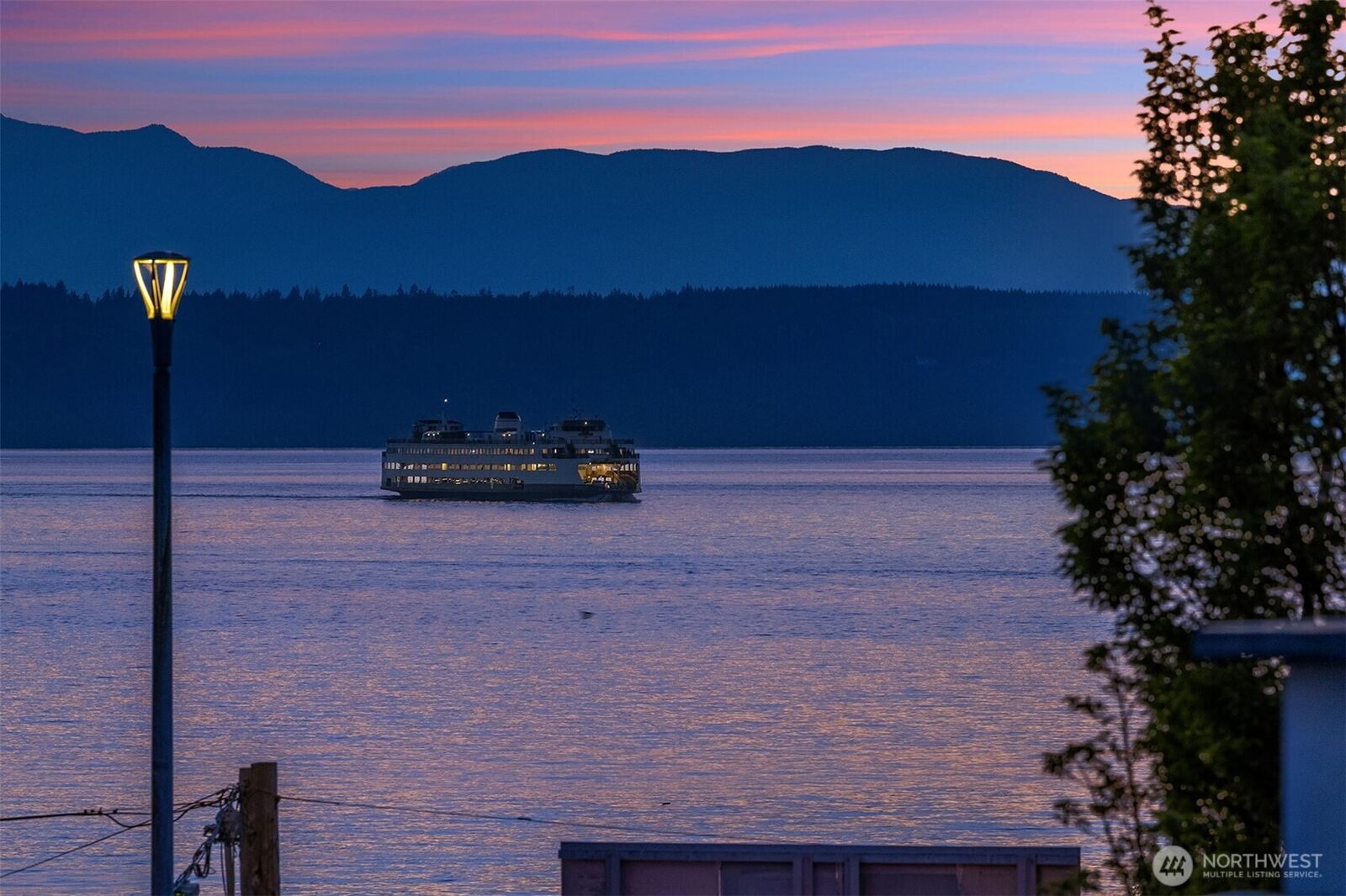 Property Photo:  111  Main Street 203  WA 98020 