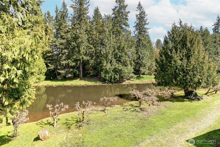 Property Photo:  23825  15th Avenue SE 22  WA 98021 