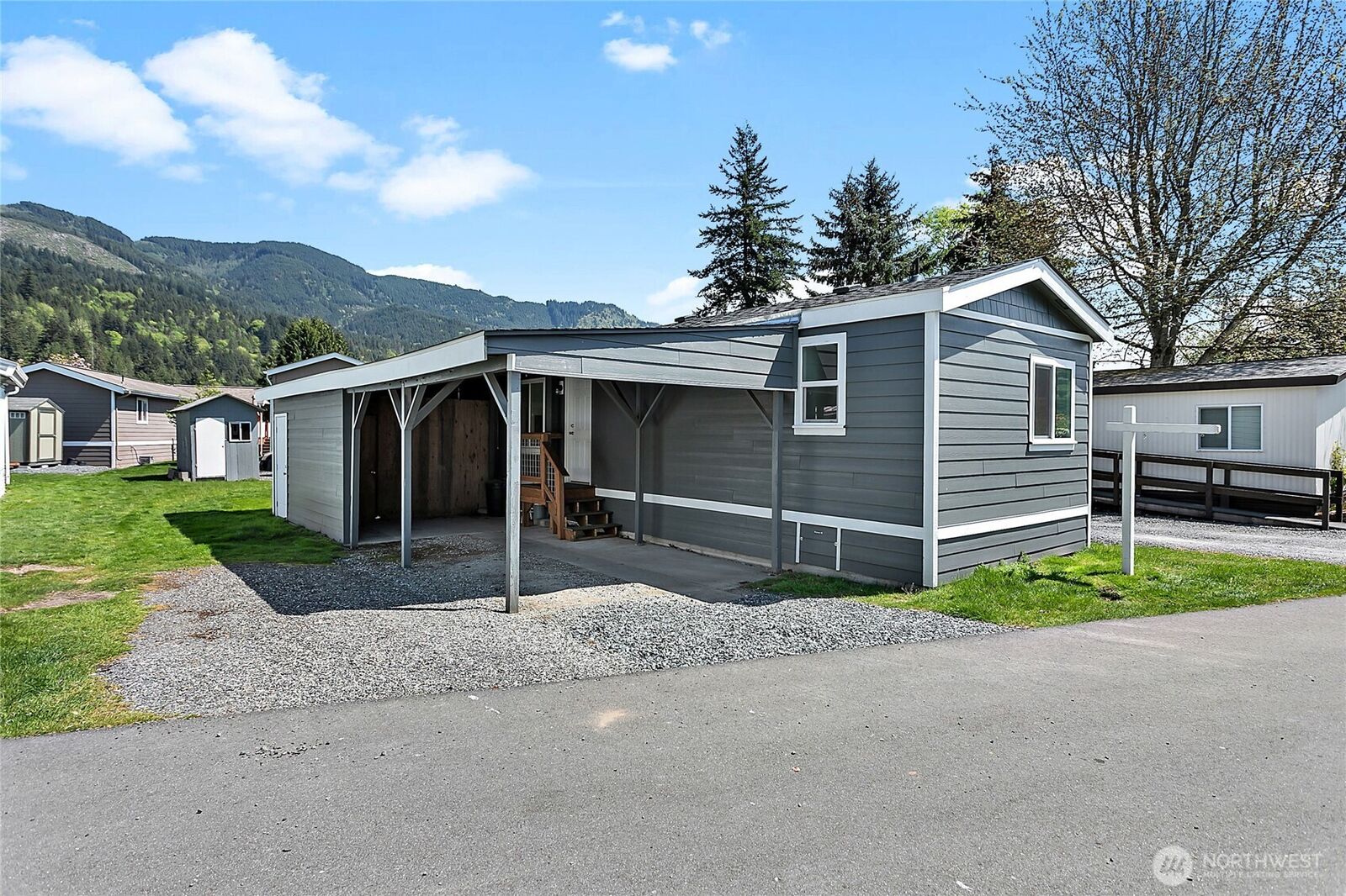 Property Photo:  921  Autumn Lane 243  WA 98229 