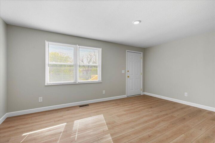 Property Photo:  400 N Iowa Avenue  TN 37331 