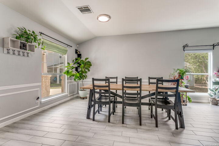 Property Photo:  10810 Copper Pot  TX 78245 