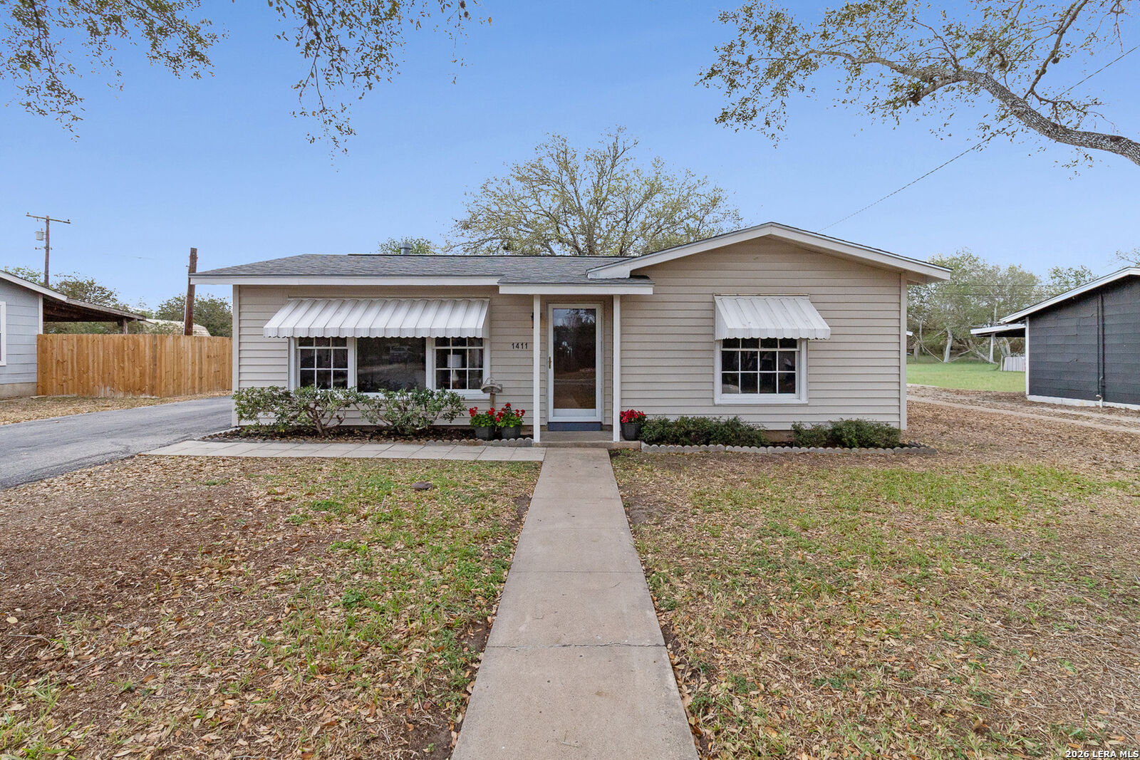 Property Photo:  1411 E Corpus Christi St  TX 78102 