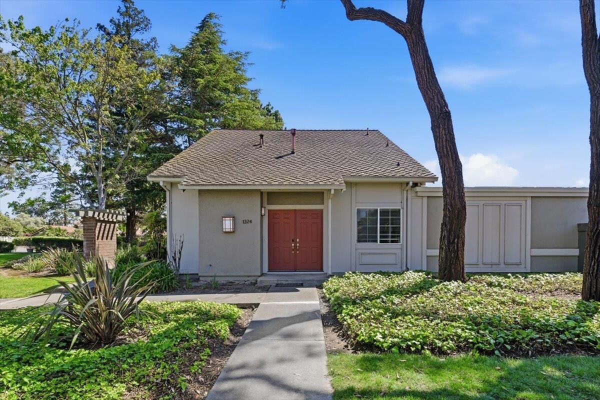 Property Photo: 1324 Star Bush Lane CA 95118