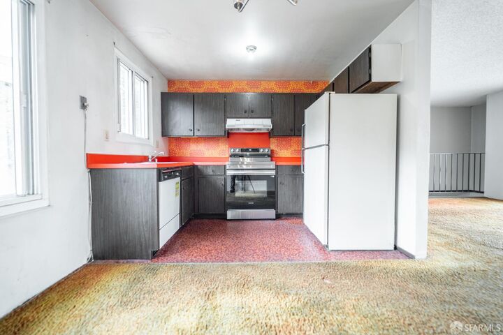 Property Photo:  55 Derby Street  CA 94015 