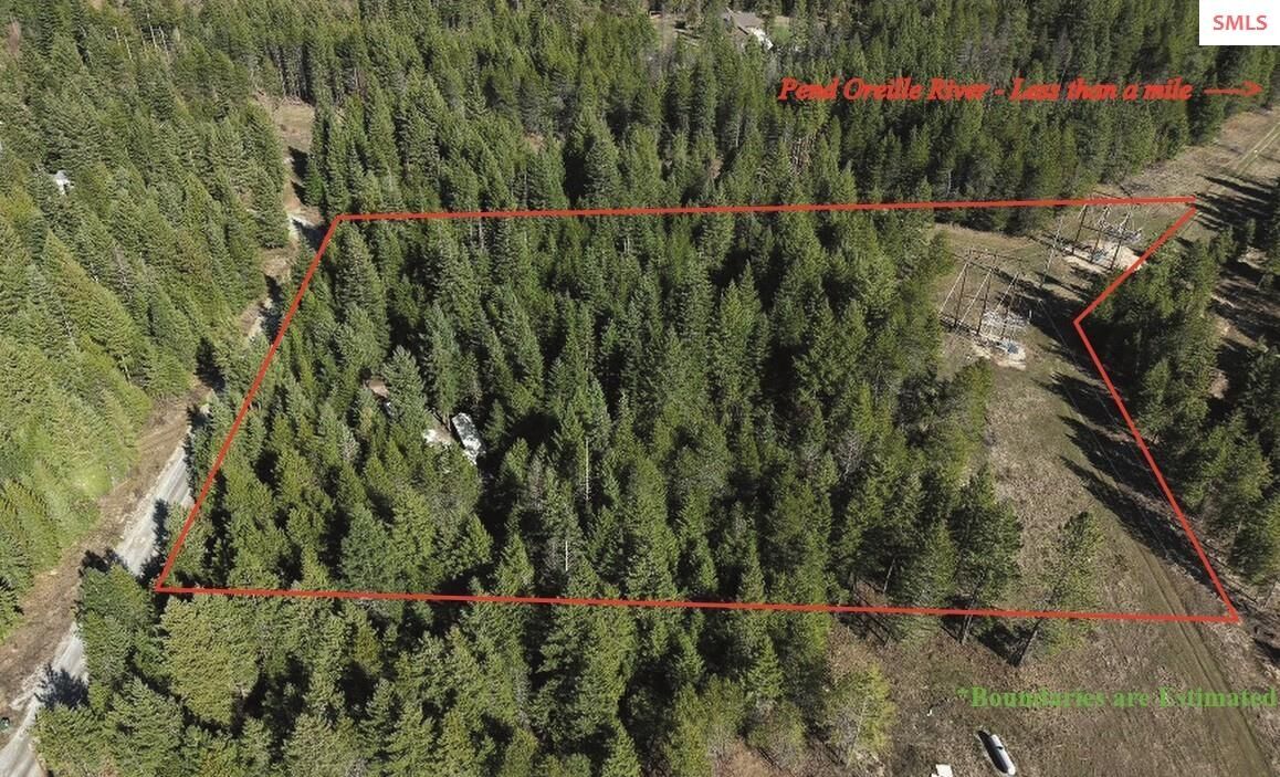 Property Photo:  127 Lions Rd  ID 83856 