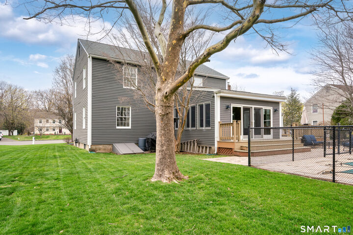 Property Photo:  60 Deerfield Run  CT 06067 