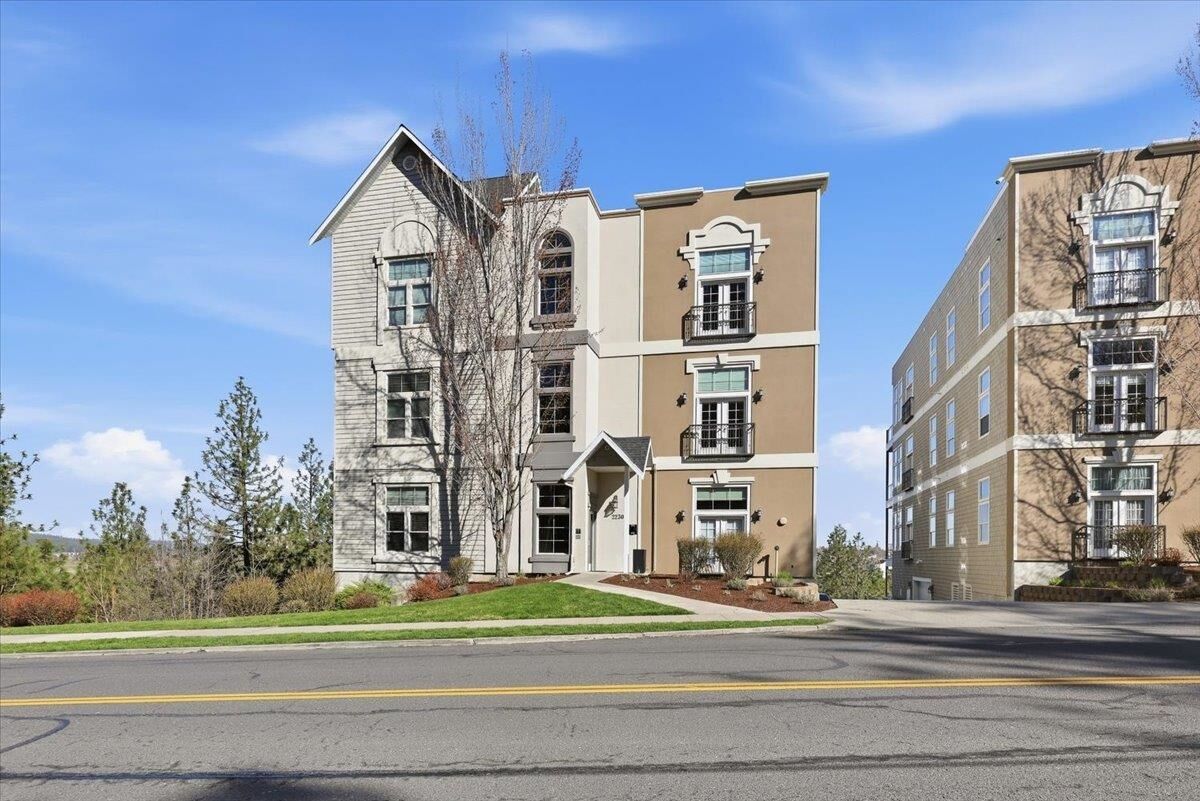 Property Photo: 2230 W Riverside Ave 101 WA 99201
