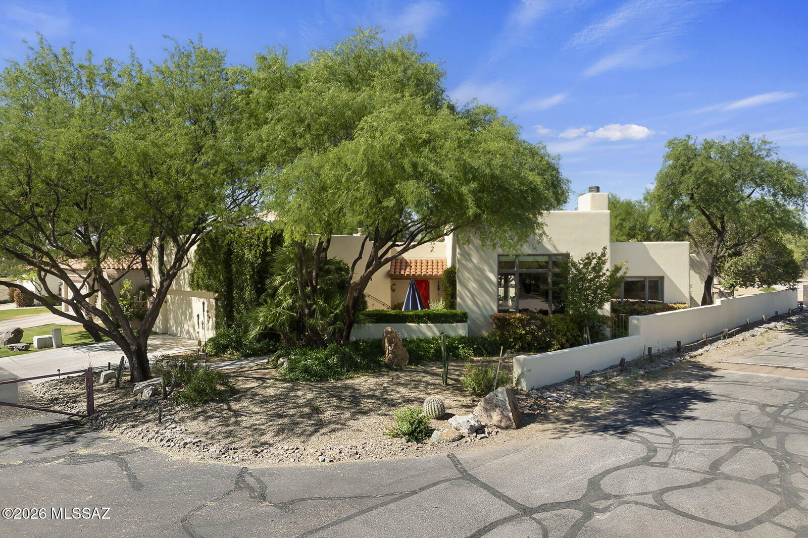 Property Photo:  152 Avenida De Otero  AZ 85646 