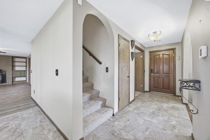 Property Photo:  308 Westridge Drive  WA 98930 