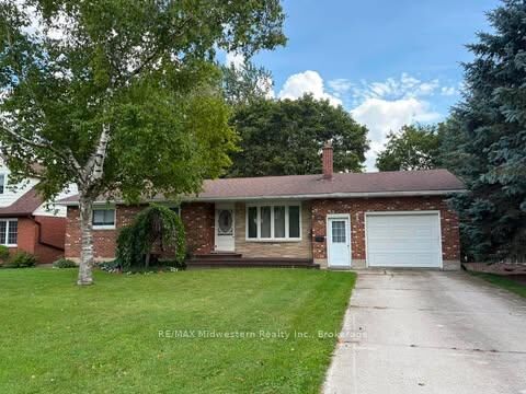 69 Louise Street — photo 1