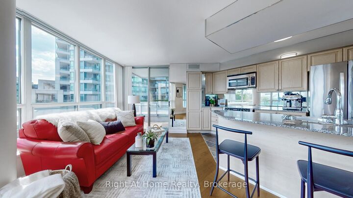 Property Photo:  228 Queens Quay W 209  ON M5J 2X1 