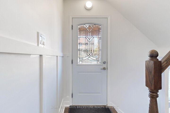Property Photo: 21 Pretoria Avenue ON M4K 1T2
