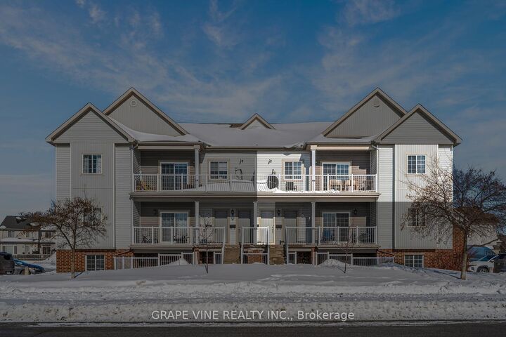 Property Photo: 104 Artesa Private F ON K2S 0J8