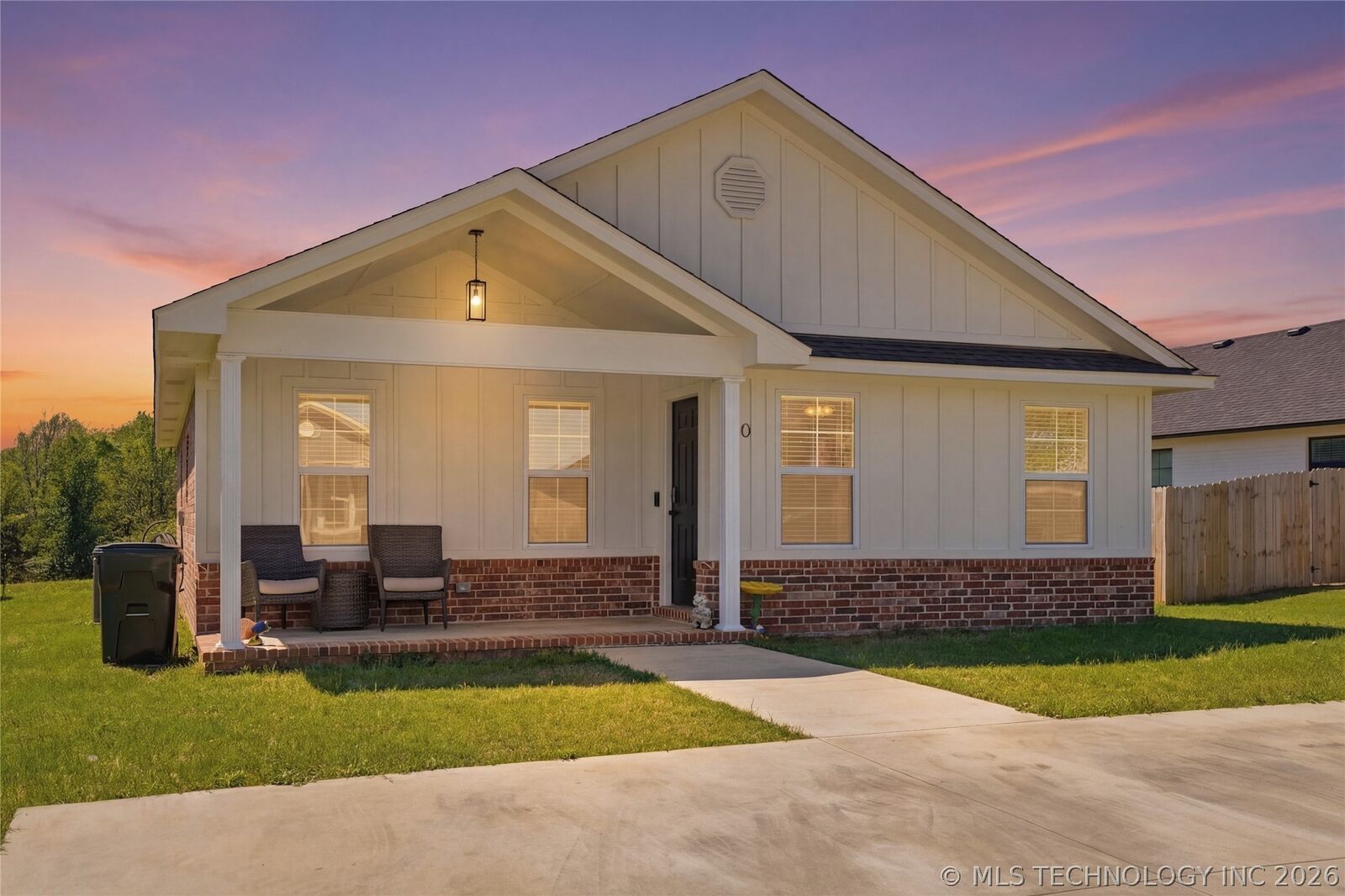 Property Photo: 670 Lee Creek Loop OK 74955