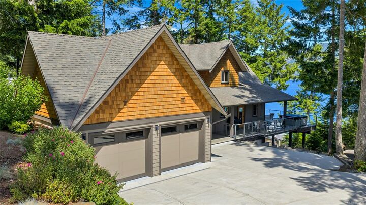 6371 Genoa Bay Rd — photo 1