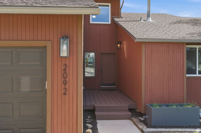 Property Photo:  2092 E 11270 S  UT 84092 