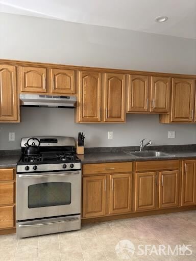 Property Photo:  33 Glover Street  CA 94109 