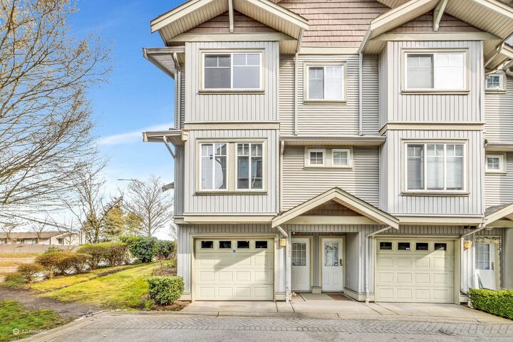 Property Photo: 12040 68 Avenue 102 BC V3W 1P5