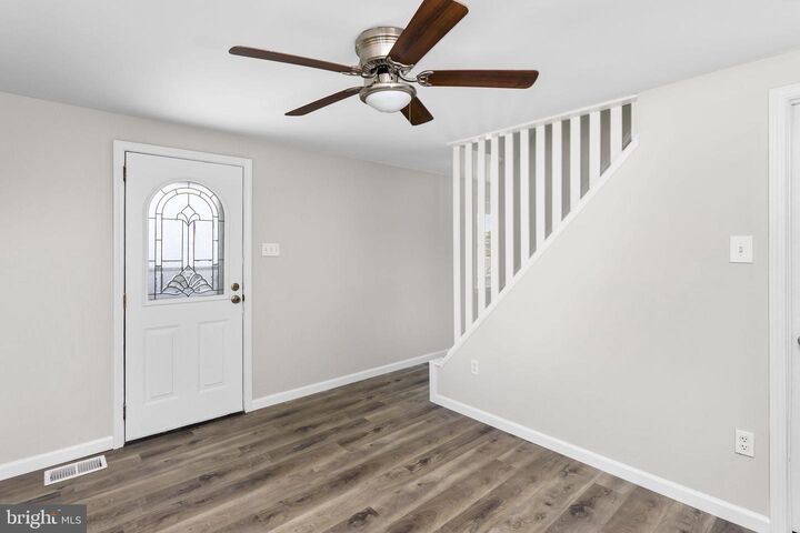 Property Photo:  418 Hulme Street  NJ 08016 