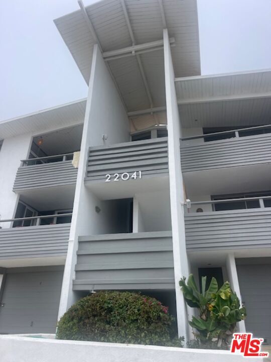 Property Photo:  22041 Pacific Coast Hwy  CA 90265 