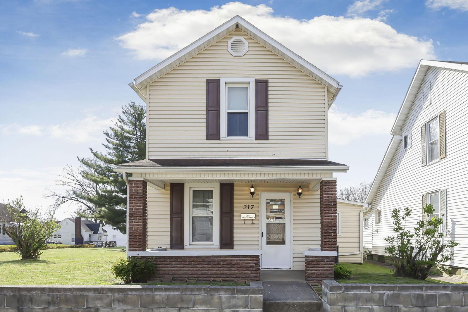 Property Photo: 217 West Street OH 43138
