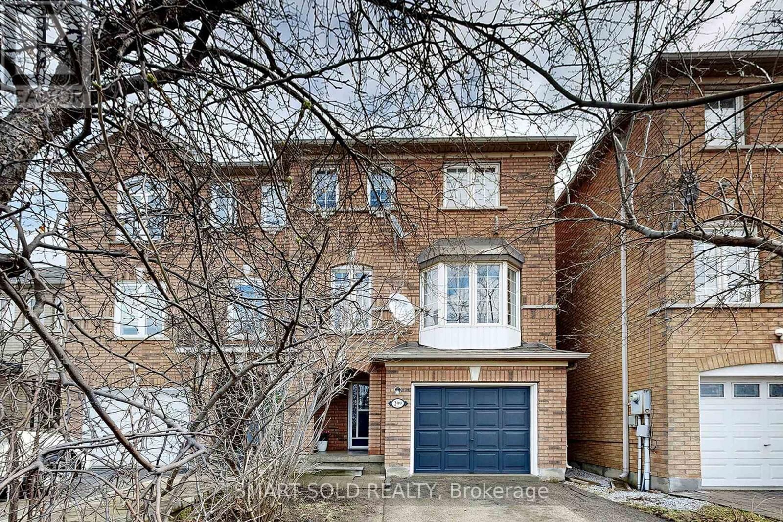 Property Photo:  299 Yellowood Circle  ON L4J 8L8 