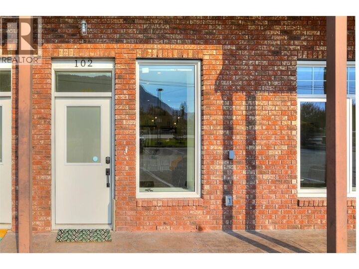 Property Photo: 850 Railway Lane 103 BC V0H 1R0