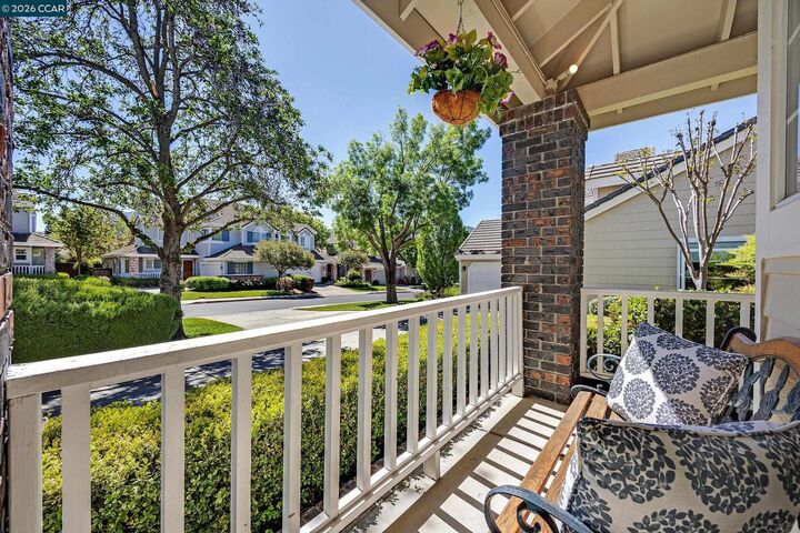 Property Photo:  402 Chupcan Pl  CA 94517 