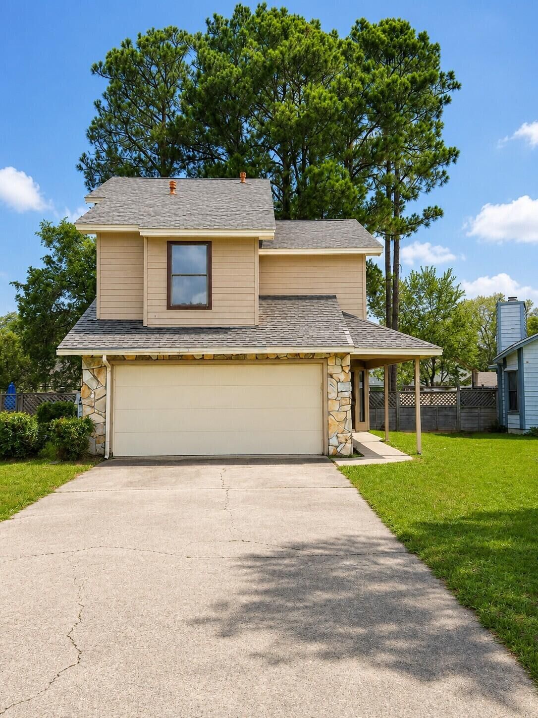 Property Photo:  1512 W Mariah Way  FL 32547 