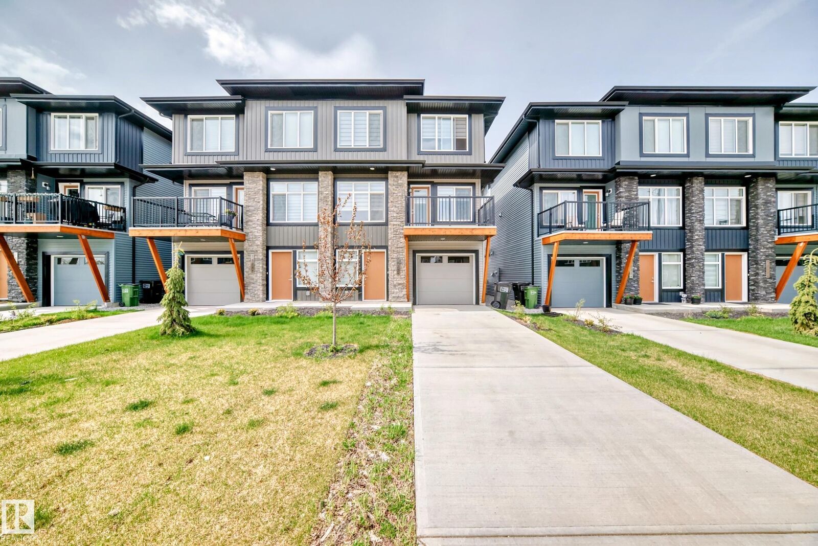 Property Photo: 7822 Koruluk Link Link SW AB T6W 4V1