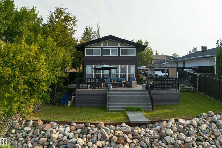 820 8 Street — photo 1