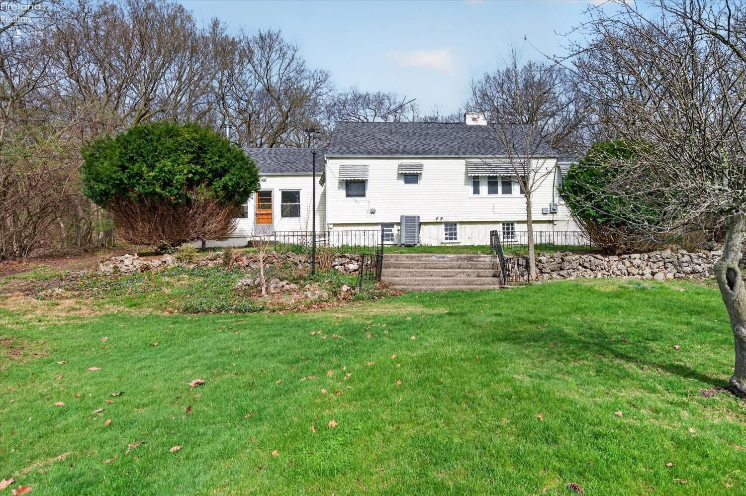 Property Photo: 1641 Langram Road OH 43456