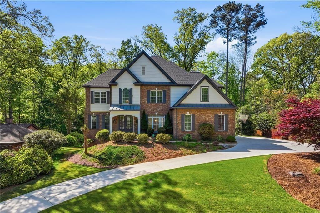 Property Photo:  6740 Castleton Drive  GA 30328 