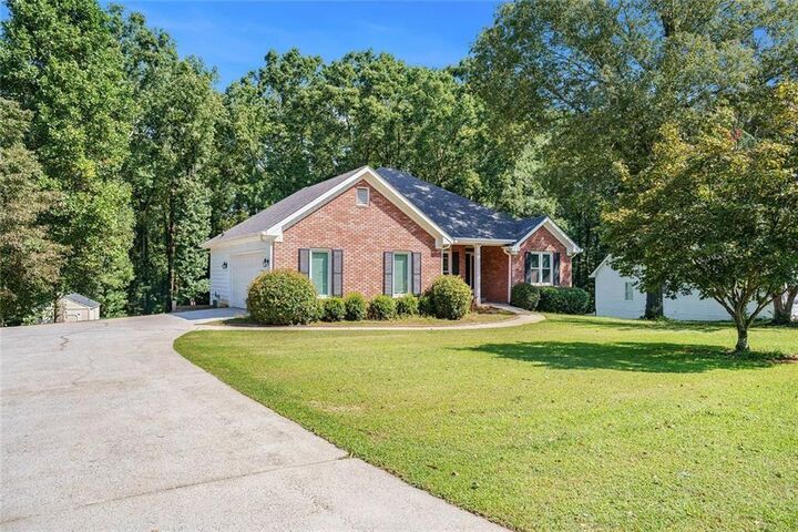 Property Photo:  1020 Thornwood  GA 30016 