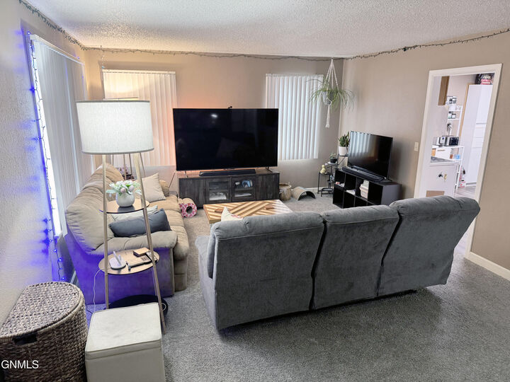 Property Photo:  1012 N 12th Street  ND 58501 