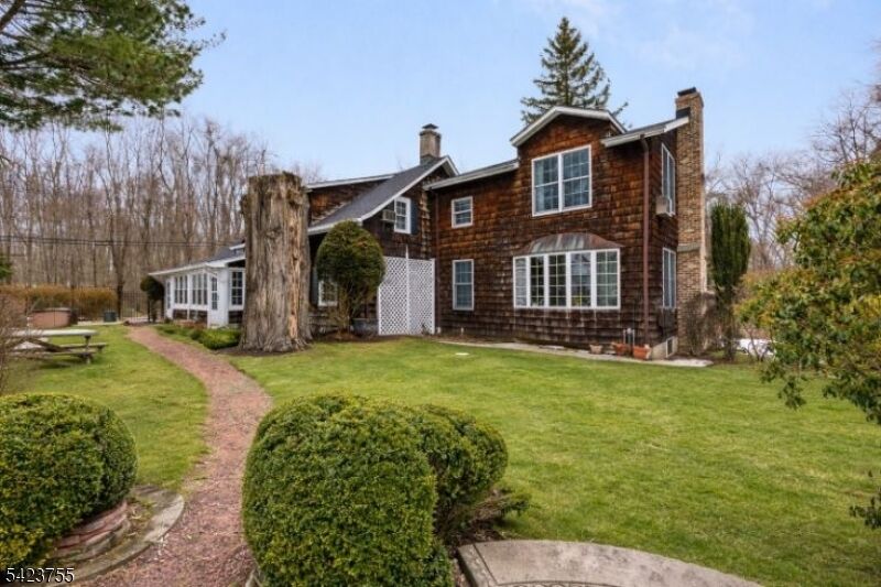 Property Photo:  691 Ridgedale Ave  NJ 07936 