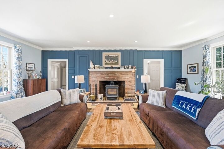 Property Photo:  173 Point Breeze Dr  NJ 07421 