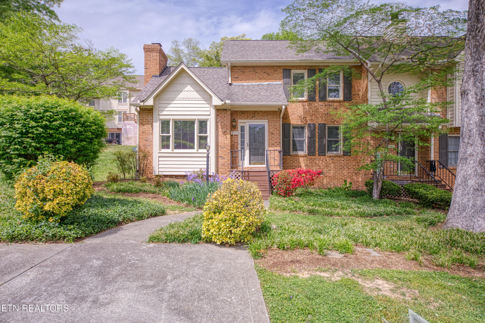 Property Photo:  915 Miles Court  TN 37923 