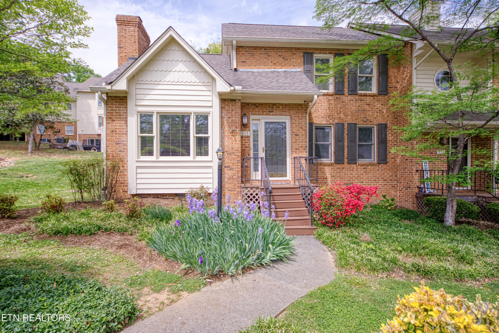 Property Photo: 915 Miles Court TN 37923