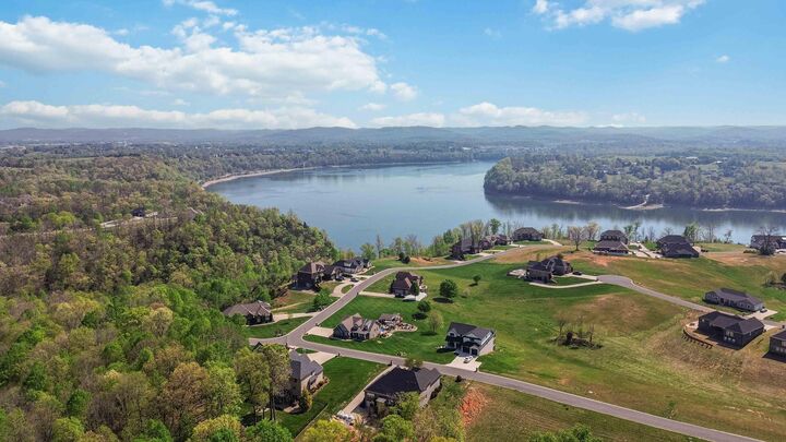 Property Photo:  607 Shimmering Moon Drive  KY 42503 