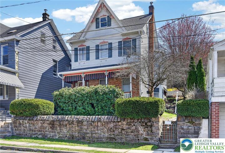 Property Photo:  228 W Abbott Street  PA 18232 