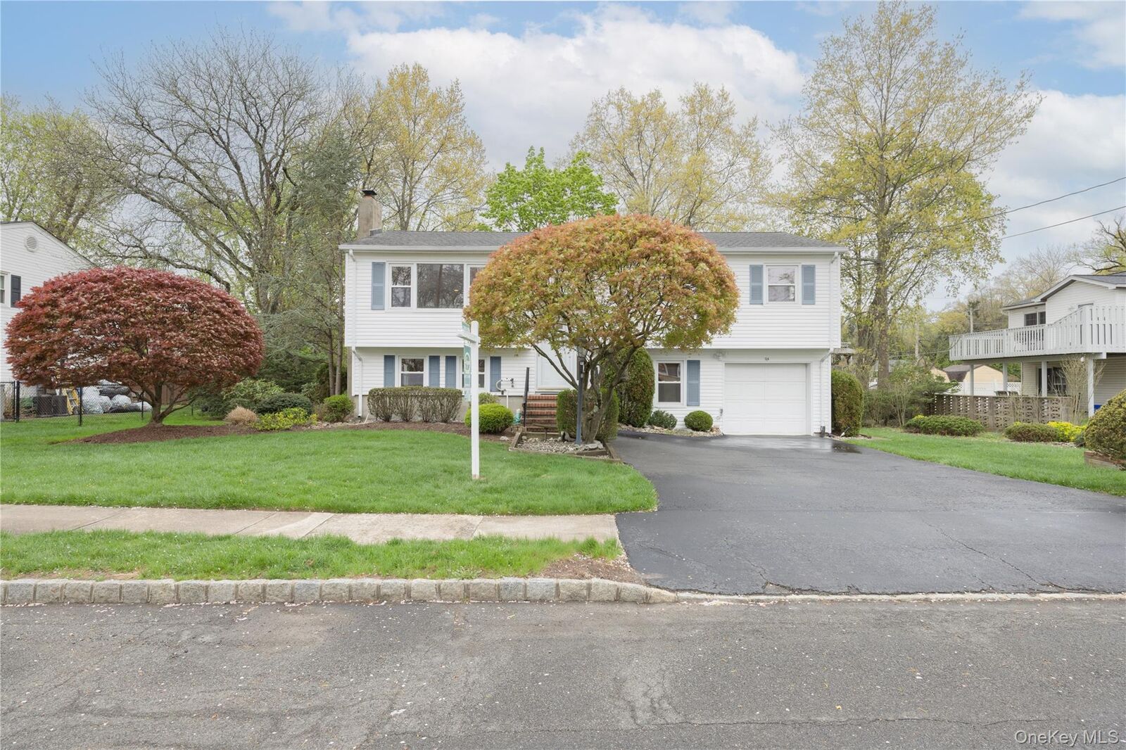 Property Photo:  54 Meyer Oval  NY 10965 