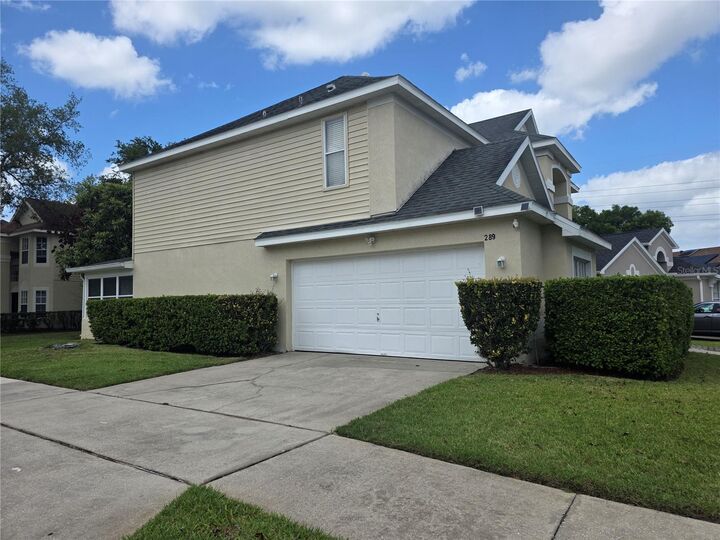 Property Photo: 289 Hanging Moss Circle FL 32746