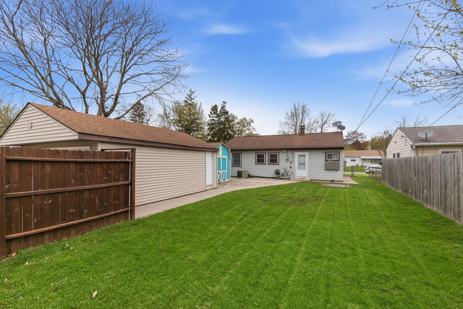 Property Photo:  6419 W Verona Ct  WI 53219 