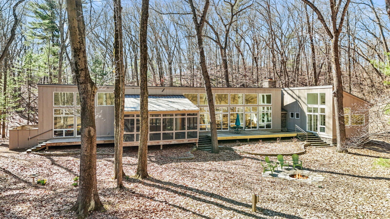 Property Photo:  4249 Lake Road  MI 49127 