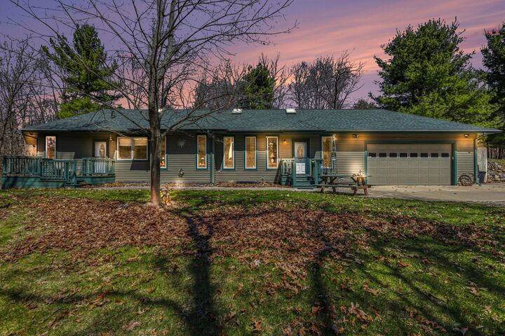 Property Photo: 8362 E River Road MI 49014