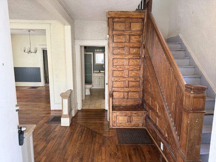 Property Photo:  1028 Woodbridge Street  MI 49203 