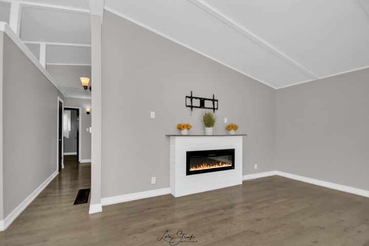 Property Photo:  217 Sherman Avenue  IL 60538 