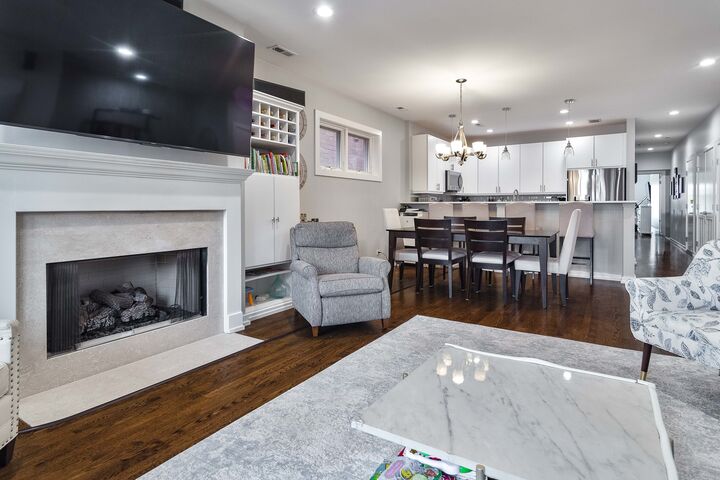 Property Photo:  675 N Peoria Street 3N  IL 60642 